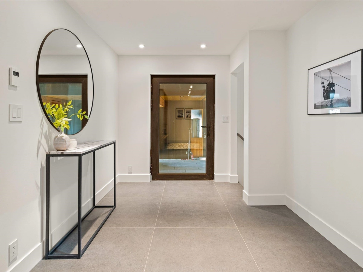 Dining Area Photo of 3005 Brio Entrance, Whistler, BC