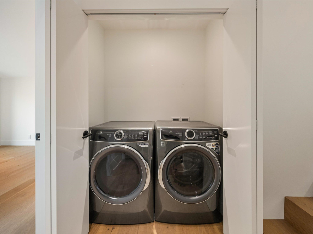 Entry Foyer Photo of 3005 Brio Entrance, Whistler, BC