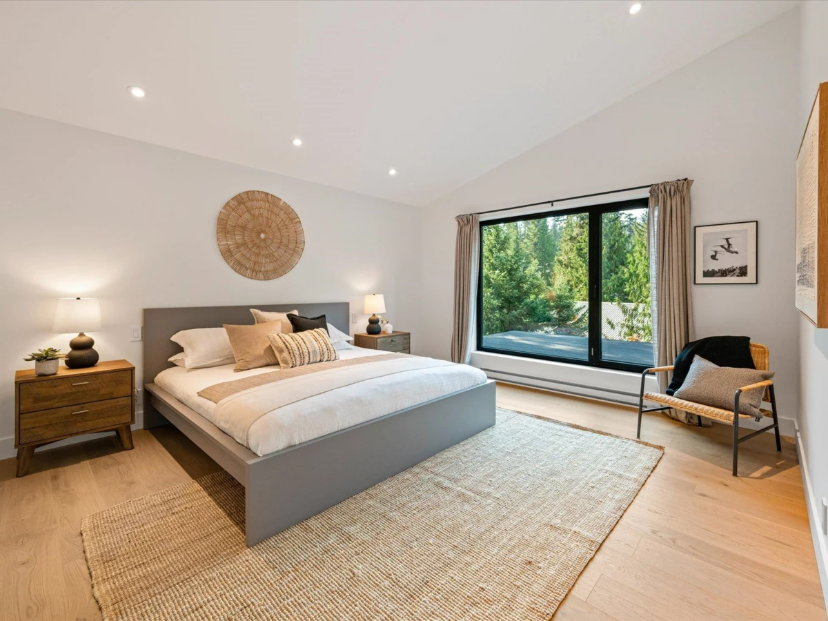 Hallway Photo of 3005 Brio Entrance, Whistler, BC