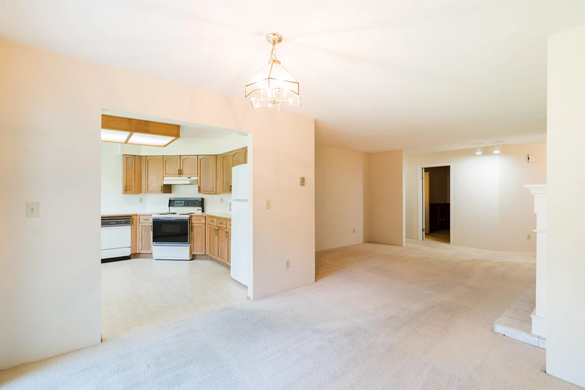 Breakfast Nook Photo of 107 22515 116 Avenue, Maple Ridge, BC