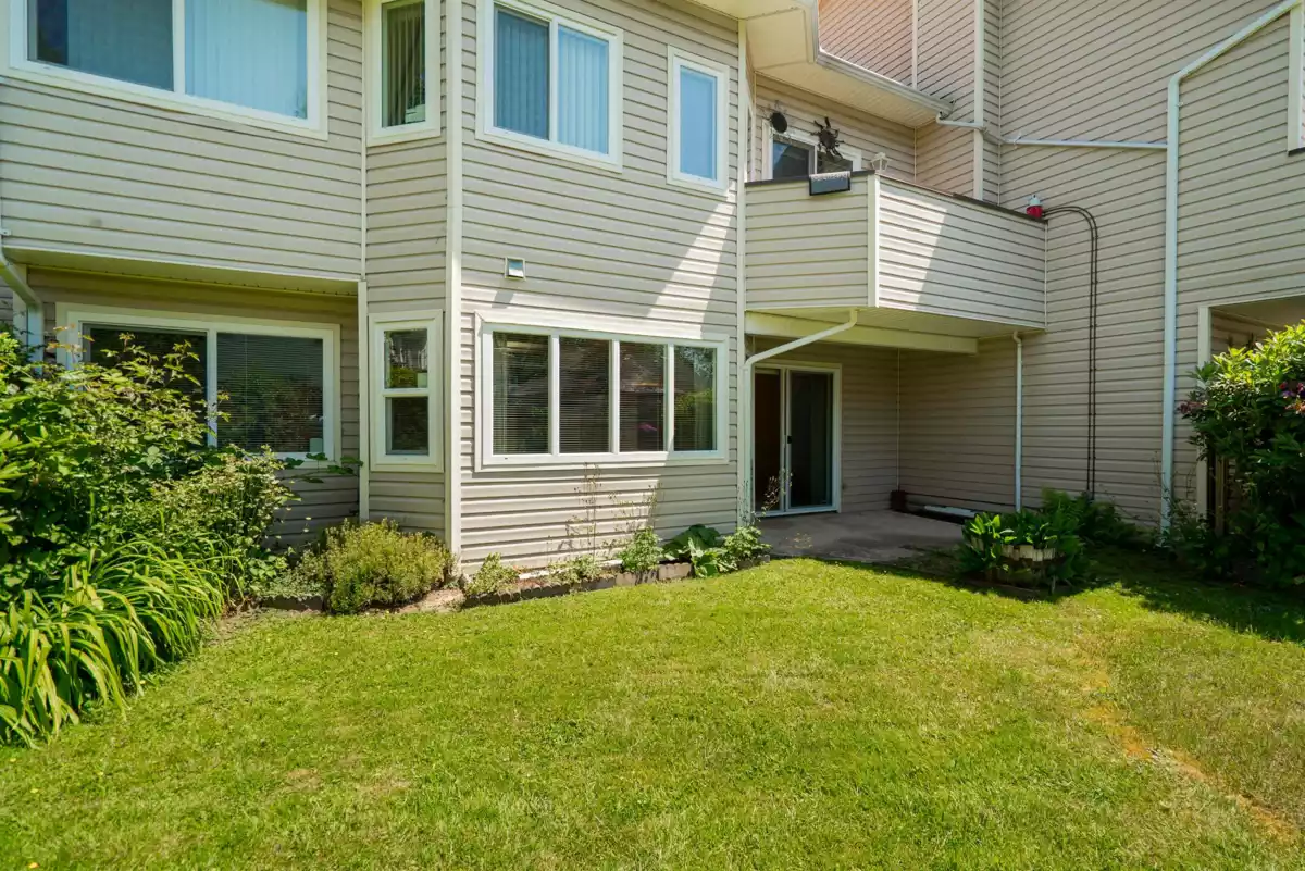 Community Amenities Photo (Clubhouse) of 107 22515 116 Avenue, Maple Ridge, BC