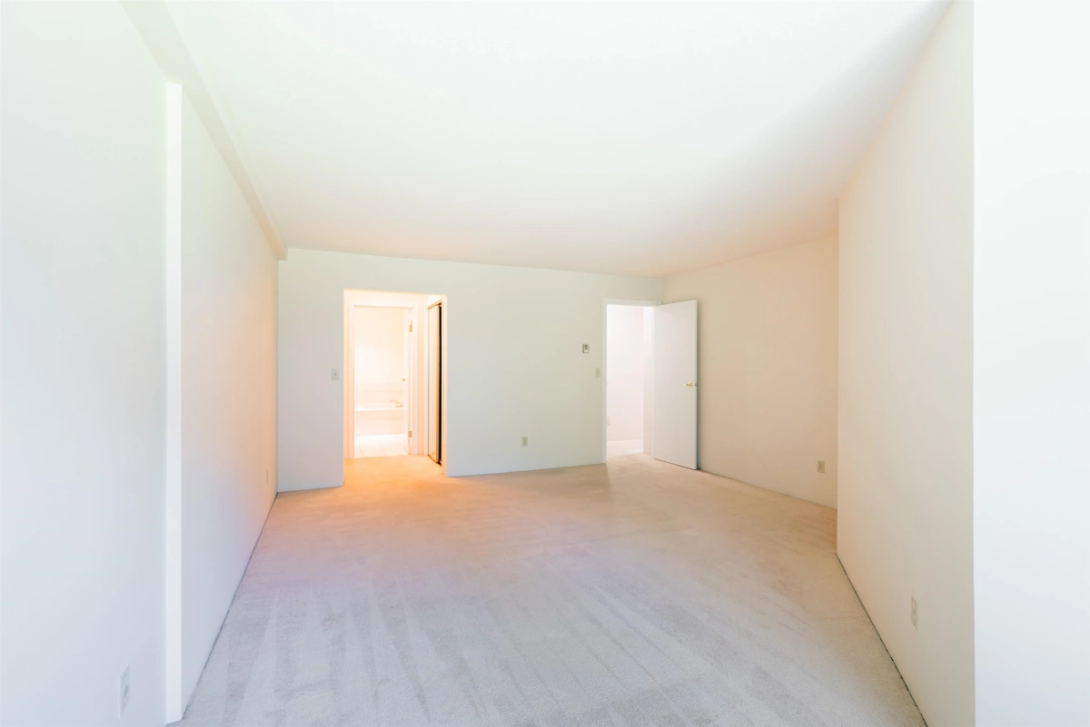 Entry Foyer Photo of 107 22515 116 Avenue, Maple Ridge, BC