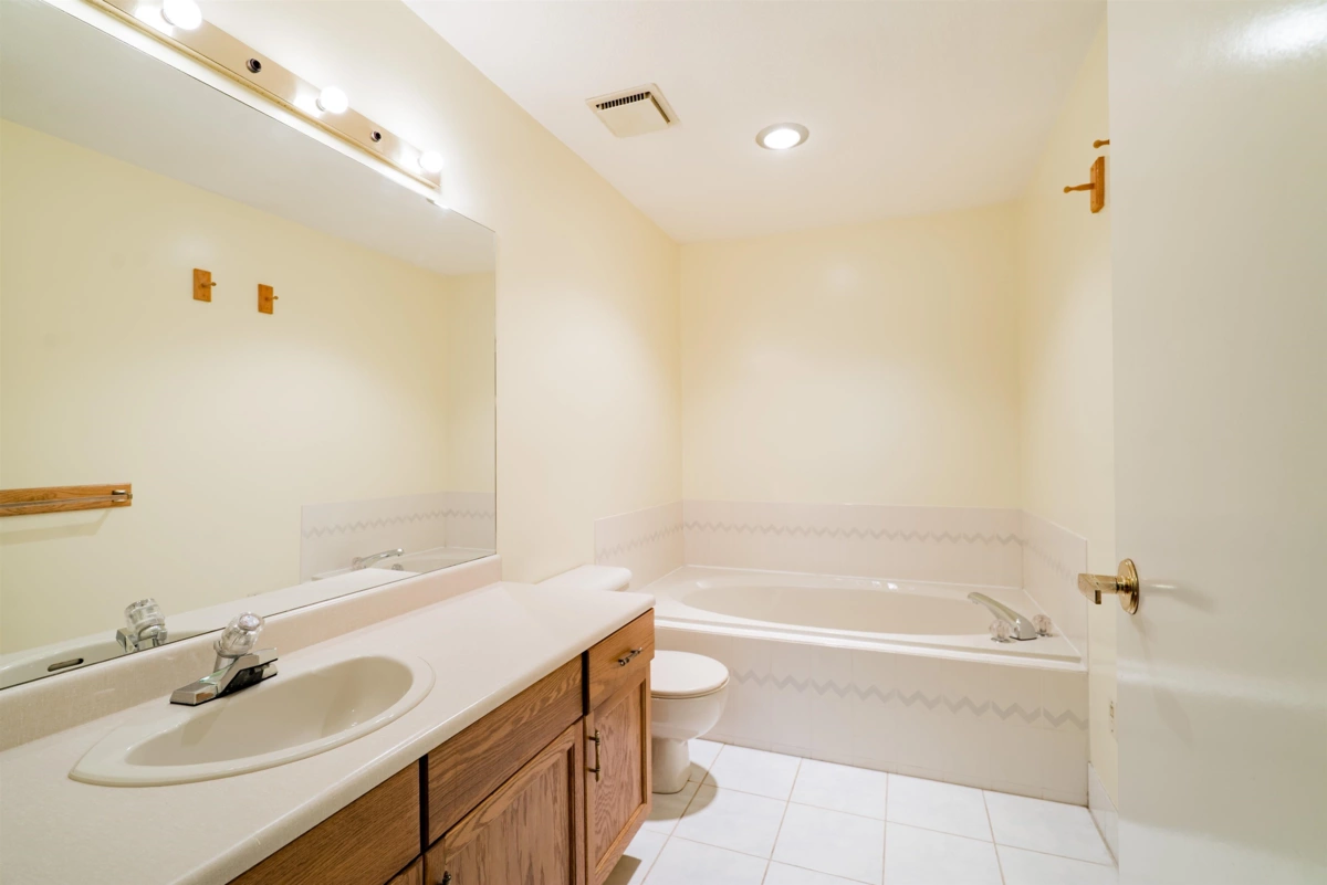 Laundry Room Photo of 107 22515 116 Avenue, Maple Ridge, BC