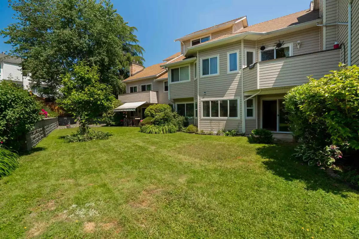 Outdoor Kitchen Photo of 107 22515 116 Avenue, Maple Ridge, BC