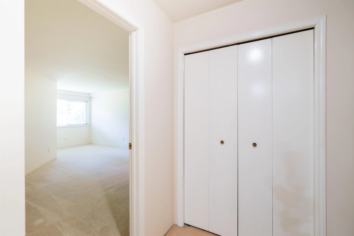 Powder Room Photo of 107 22515 116 Avenue, Maple Ridge, BC