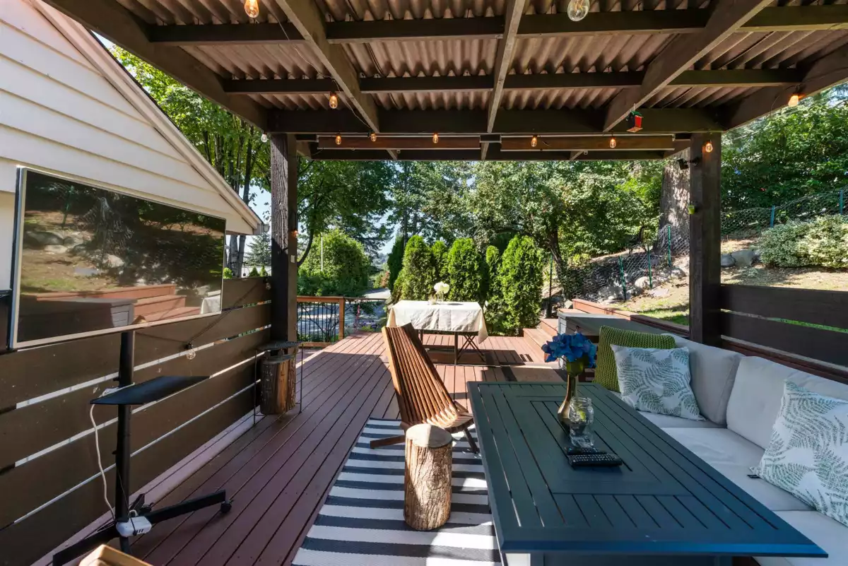 Backyard Photo of 1706 Glendale Avenue, Coquitlam, BC