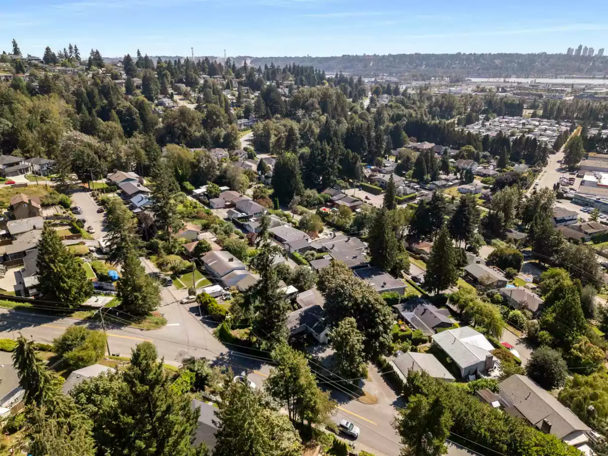 Dining Area Photo of 1706 Glendale Avenue, Coquitlam, BC