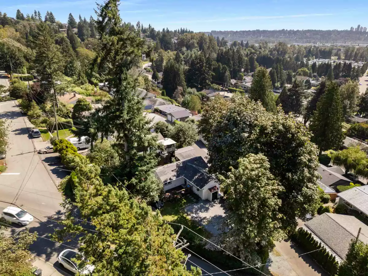 Kitchen Photo of 1706 Glendale Avenue, Coquitlam, BC