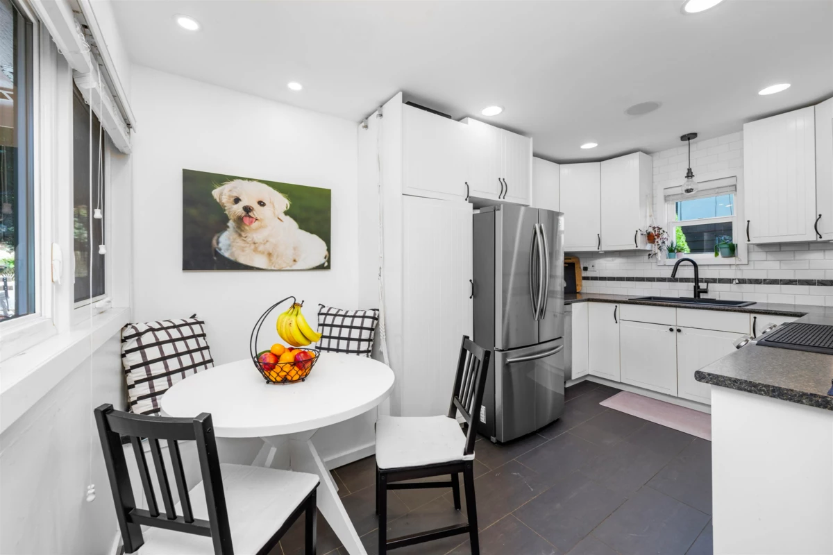 Laundry Room Photo of 1706 Glendale Avenue, Coquitlam, BC