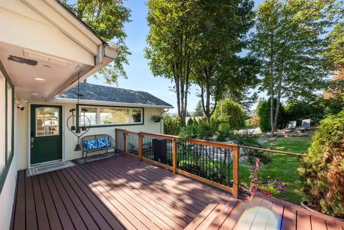 Living Room Photo of 1706 Glendale Avenue, Coquitlam, BC