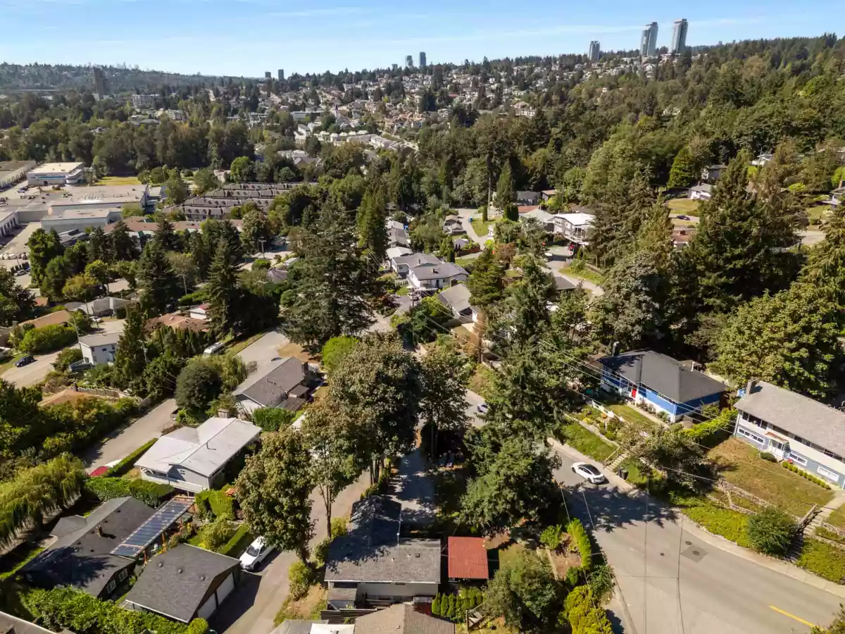 Primary Bathroom Photo of 1706 Glendale Avenue, Coquitlam, BC