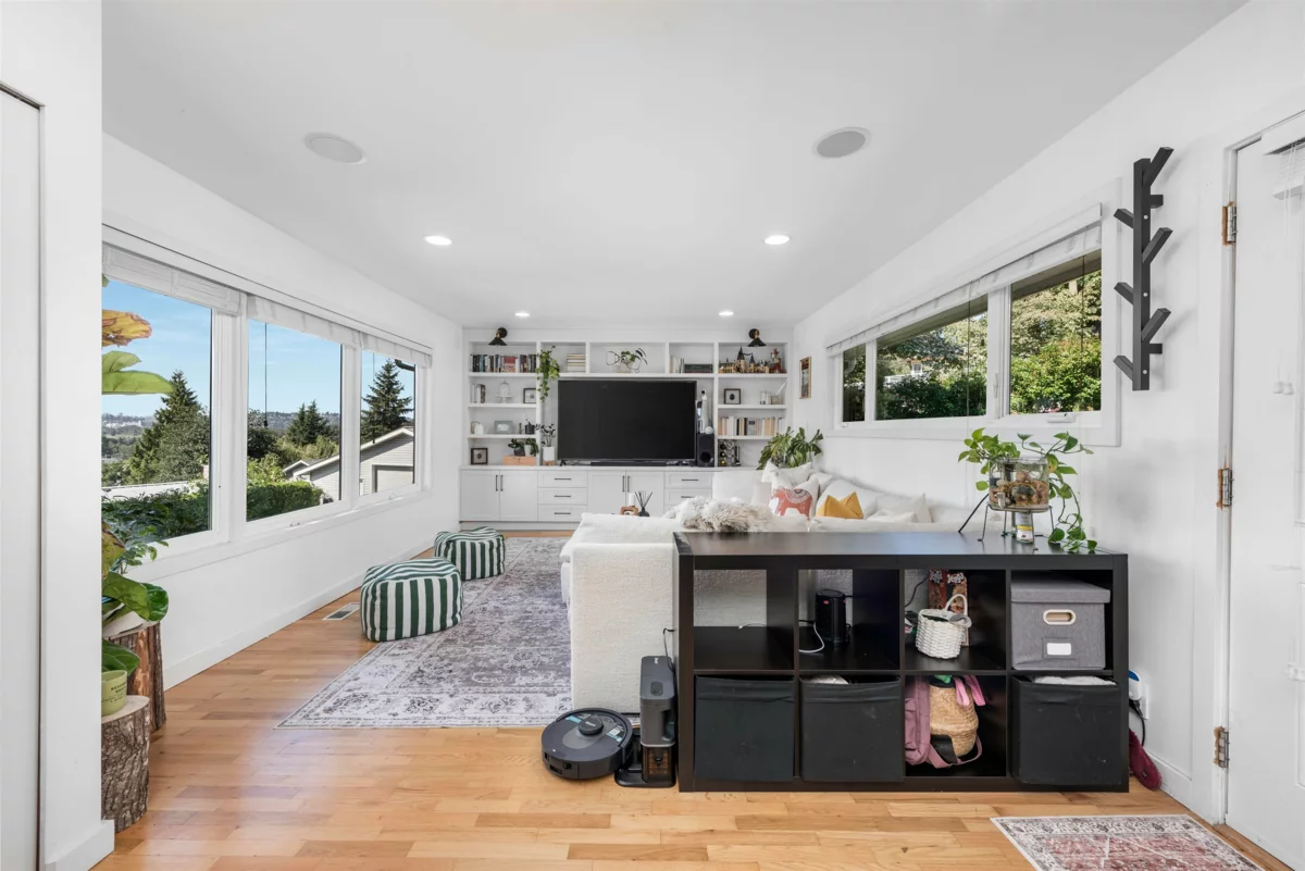 Street View Photo of 1706 Glendale Avenue, Coquitlam, BC