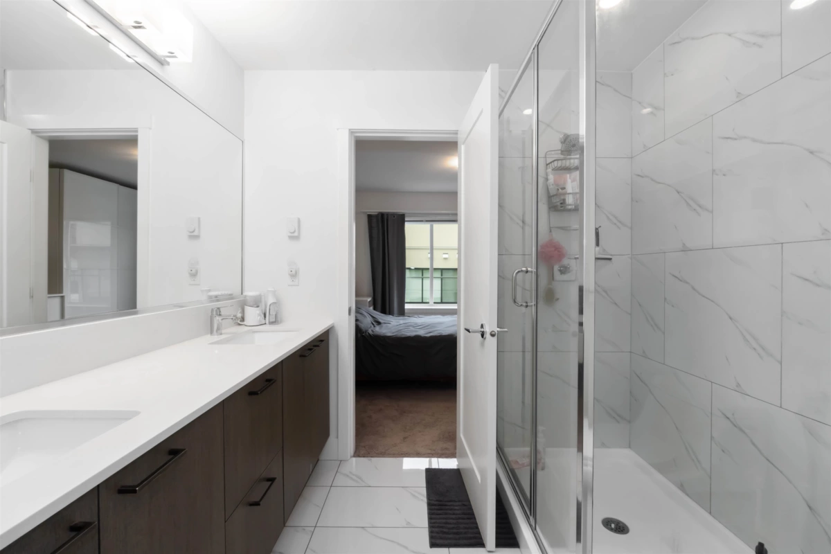 Entry Foyer Photo of 34 20849 78b Avenue, Langley, BC