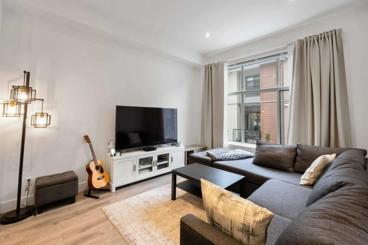 Kitchen Island Photo of 34 20849 78b Avenue, Langley, BC