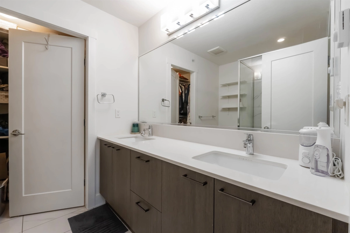 Mudroom Photo of 34 20849 78b Avenue, Langley, BC