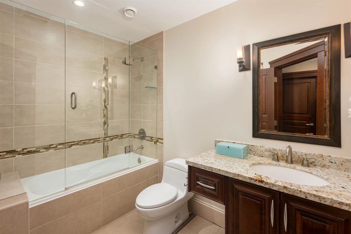 Basement Recreation Room Photo of 2673 Finch Hill, West Vancouver, BC