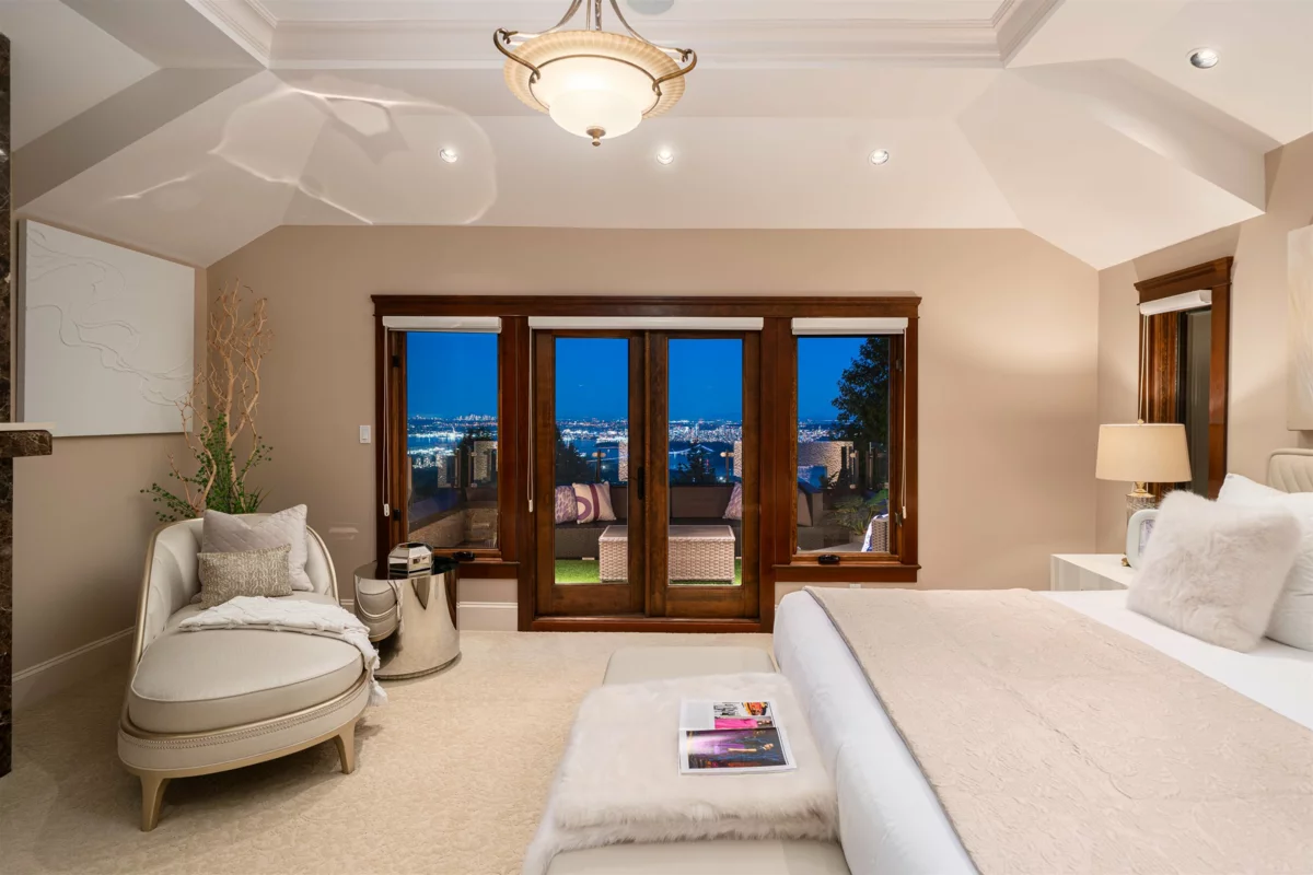 Bedroom 4 Photo of 2673 Finch Hill, West Vancouver, BC