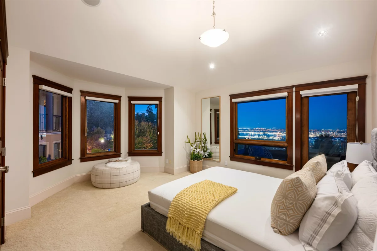 Office / Den Photo of 2673 Finch Hill, West Vancouver, BC