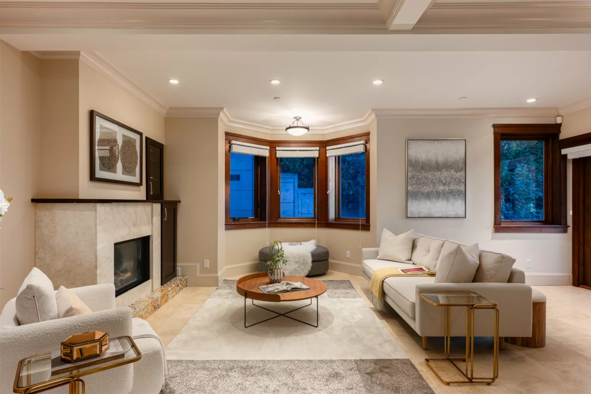 Outdoor Deck Photo of 2673 Finch Hill, West Vancouver, BC