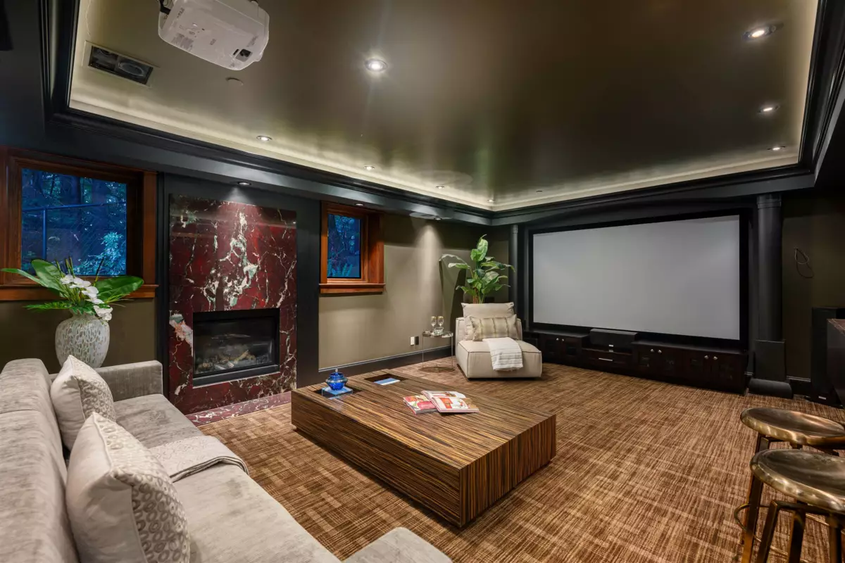 Outdoor Kitchen Photo of 2673 Finch Hill, West Vancouver, BC