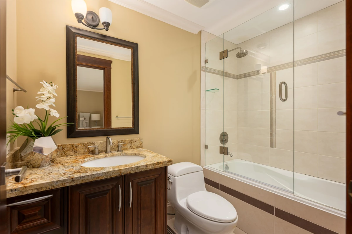 Outdoor Patio Photo of 2673 Finch Hill, West Vancouver, BC