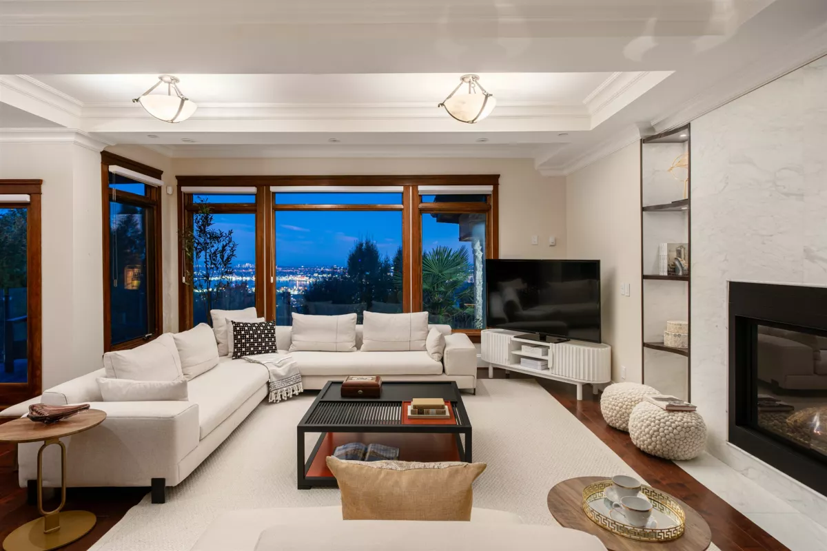 Primary Bathroom Photo of 2673 Finch Hill, West Vancouver, BC