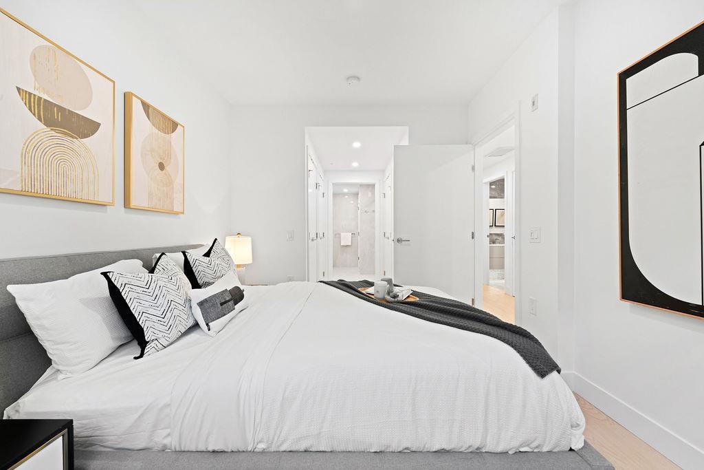 Bedroom 2 Photo of 202 1331 Marine Drive, West Vancouver, BC