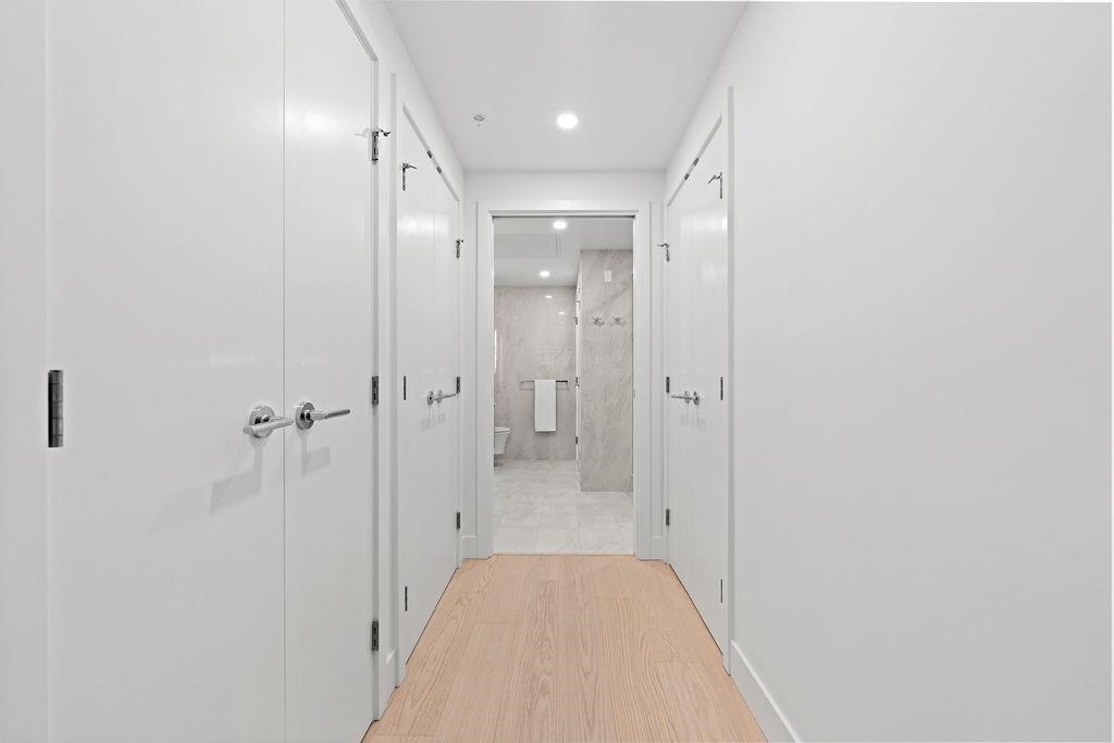 Bedroom 4 Photo of 202 1331 Marine Drive, West Vancouver, BC