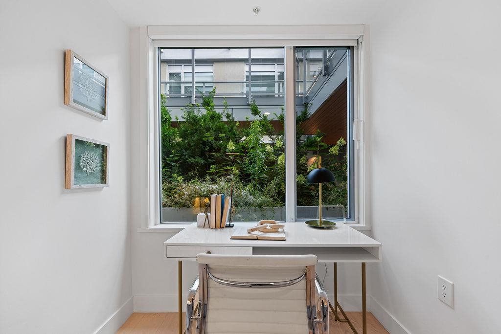 Hallway Photo of 202 1331 Marine Drive, West Vancouver, BC