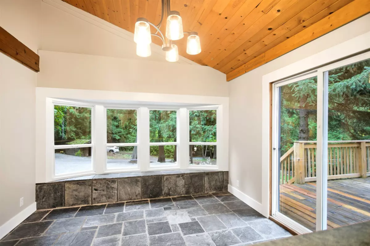 Bedroom 2 Photo of 9257 Pemberton Portage Road, Pemberton, BC
