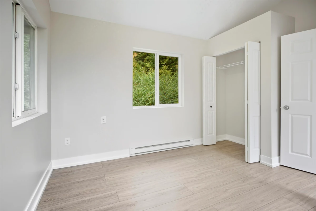 Entry Foyer Photo of 9257 Pemberton Portage Road, Pemberton, BC