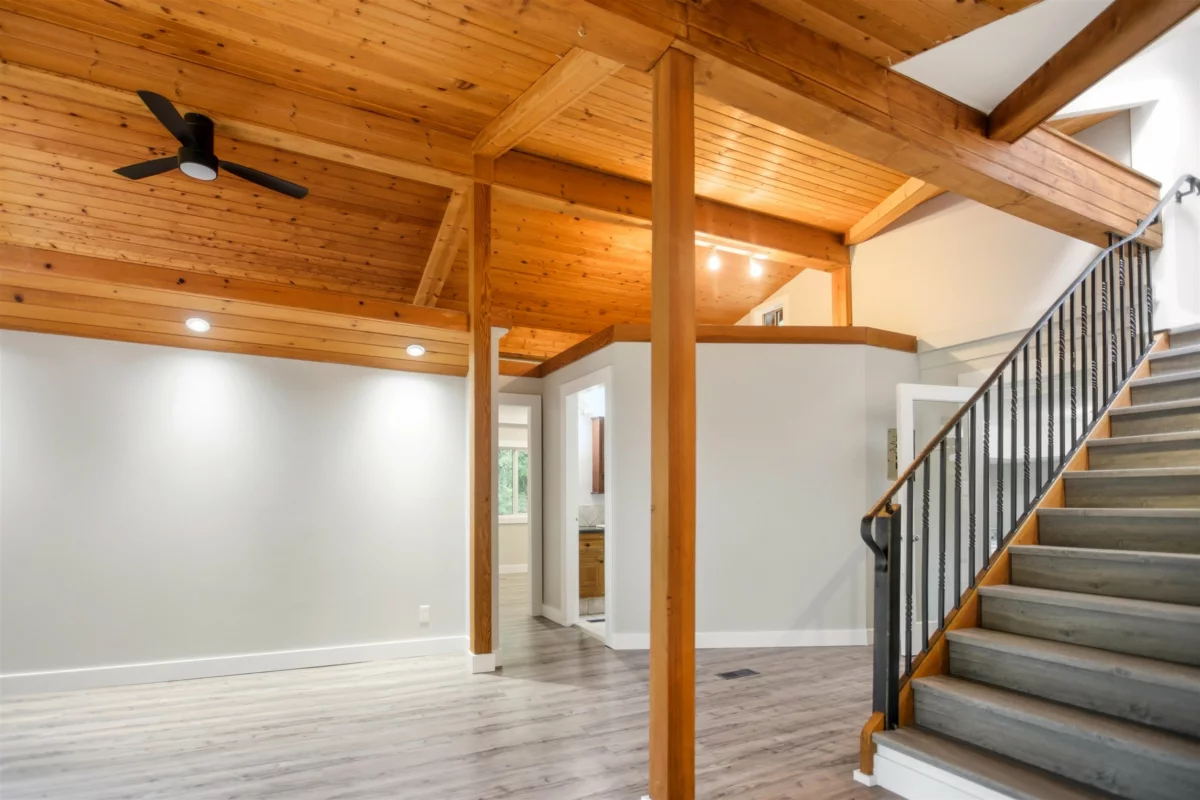Kitchen Island Photo of 9257 Pemberton Portage Road, Pemberton, BC