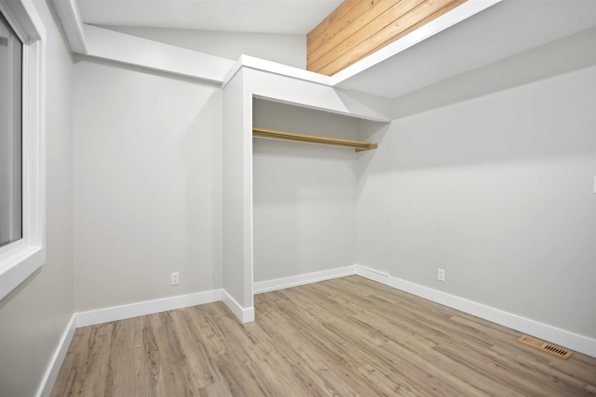 Mudroom Photo of 9257 Pemberton Portage Road, Pemberton, BC