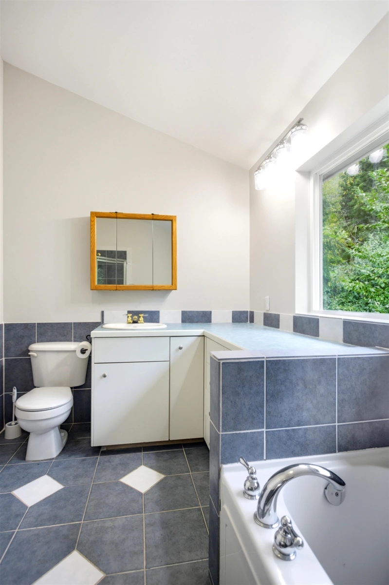 Staircase Photo of 9257 Pemberton Portage Road, Pemberton, BC