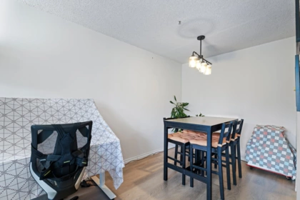 706 4300 Mayberry Street, Burnaby, BC, Burnaby — Apartment/Condo for sale