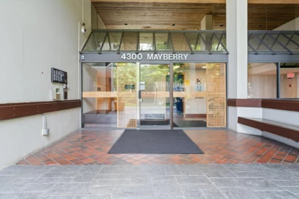 706 4300 Mayberry Street, Burnaby, BC, Burnaby — Apartment/Condo for sale