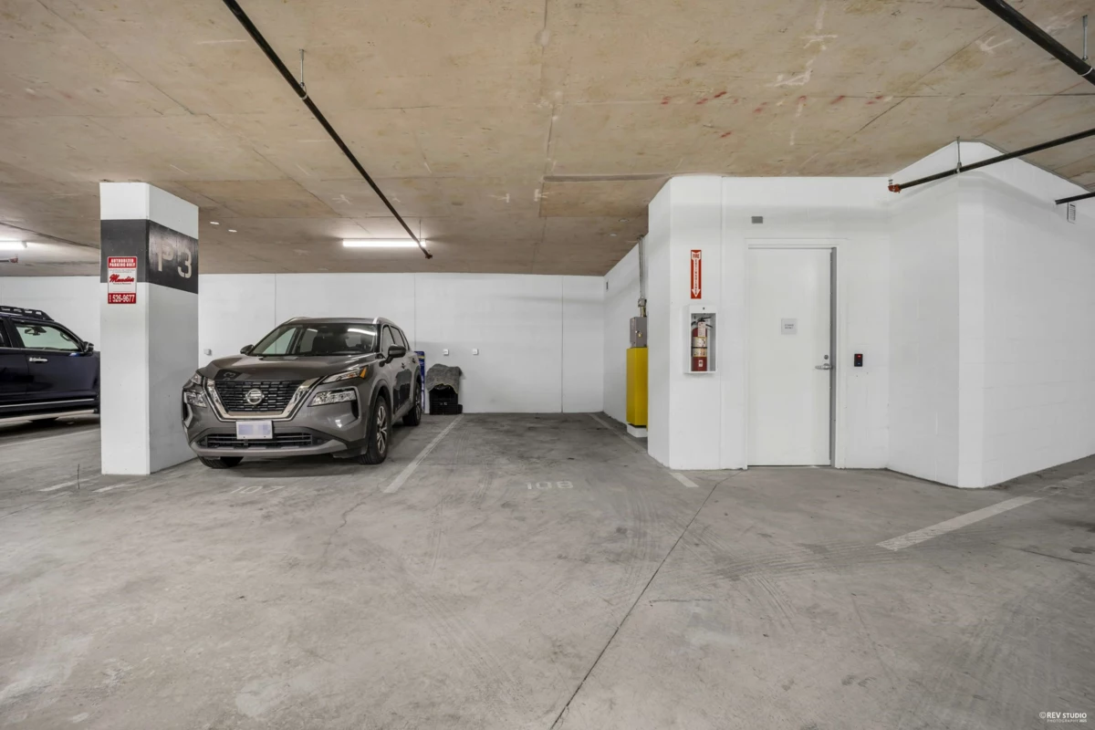 Backyard Photo of 802 8750 University Crescent, Burnaby, BC