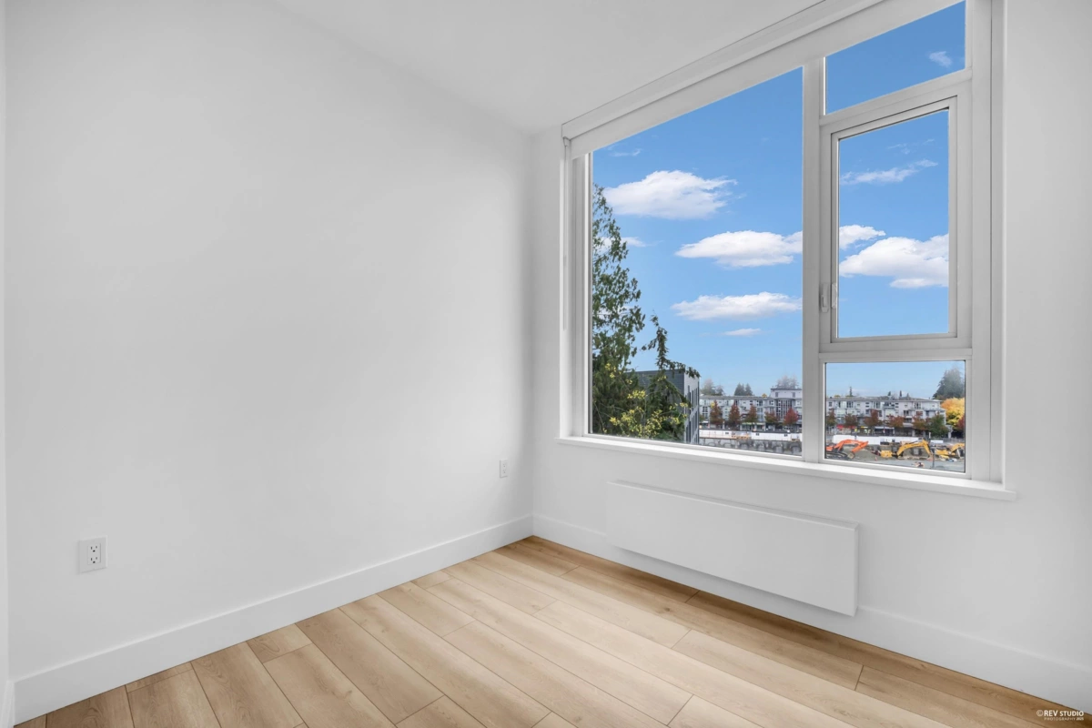 Breakfast Nook Photo of 802 8750 University Crescent, Burnaby, BC