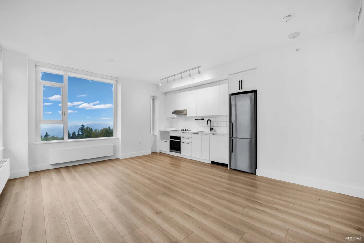 Dining Area Photo of 802 8750 University Crescent, Burnaby, BC