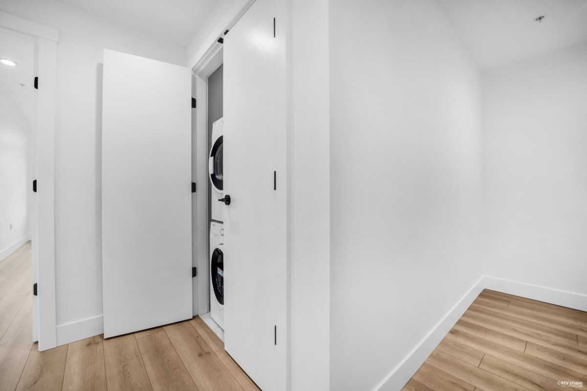 Guest Bathroom Photo of 802 8750 University Crescent, Burnaby, BC