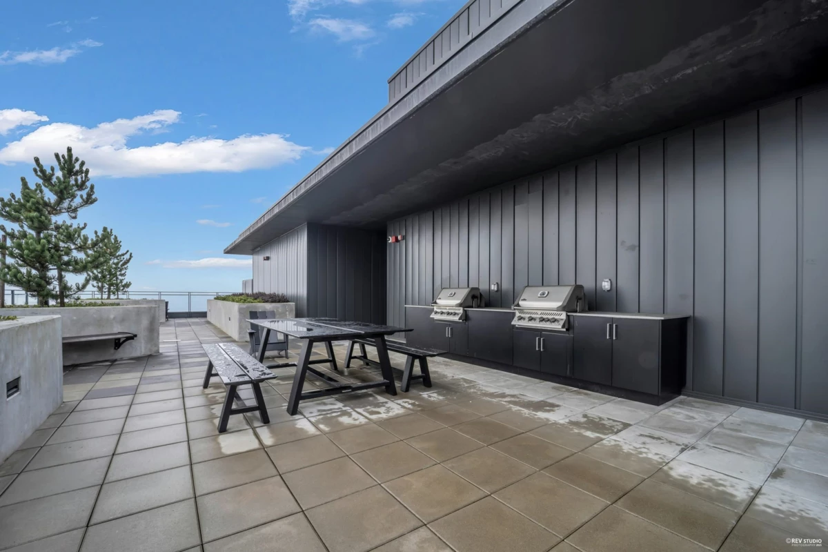 Hallway Photo of 802 8750 University Crescent, Burnaby, BC