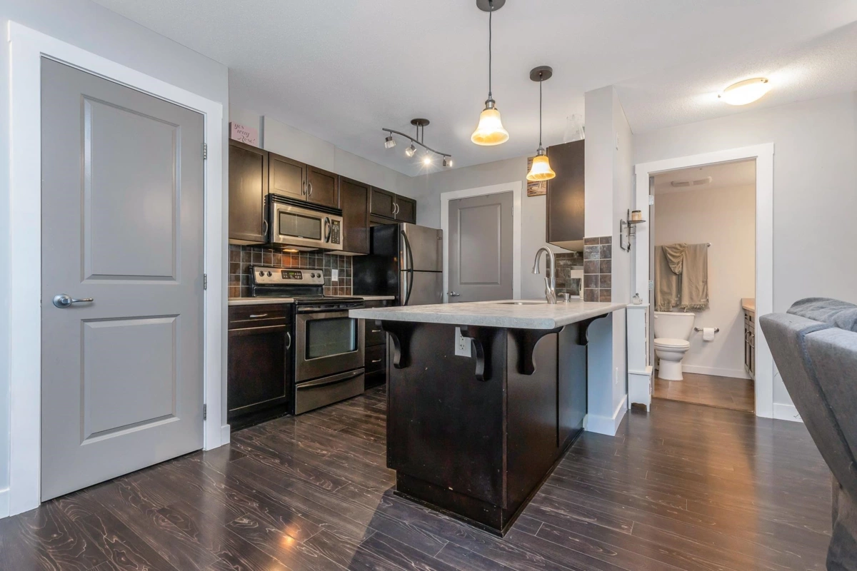 Dining Area Photo of 305 2038 Sandalwood Crescent, Abbotsford, BC