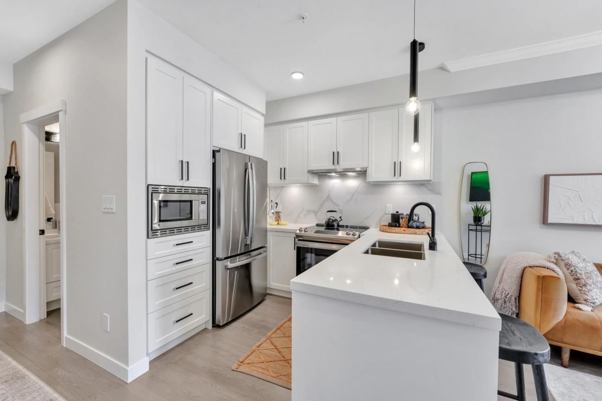 Breakfast Nook Photo of 114 12143 223 Street, Maple Ridge, BC