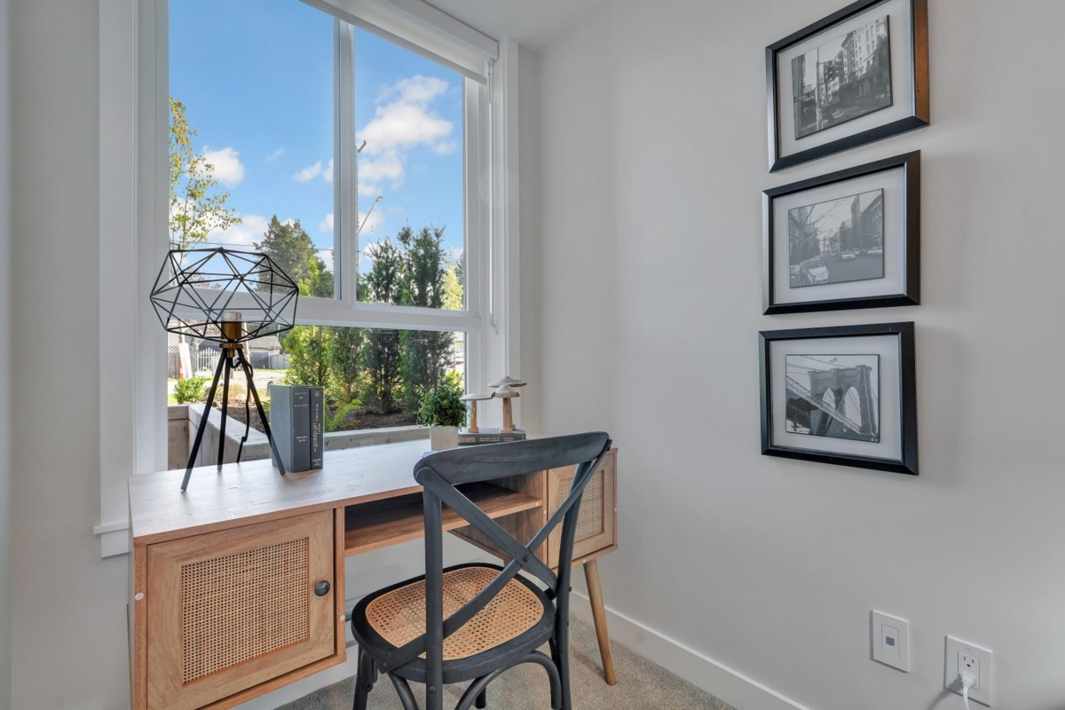 Loft / Bonus Room Photo of 114 12143 223 Street, Maple Ridge, BC