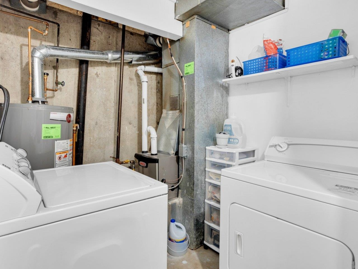 Loft / Bonus Room Photo of 1037 Cecile Drive, Port Moody, BC