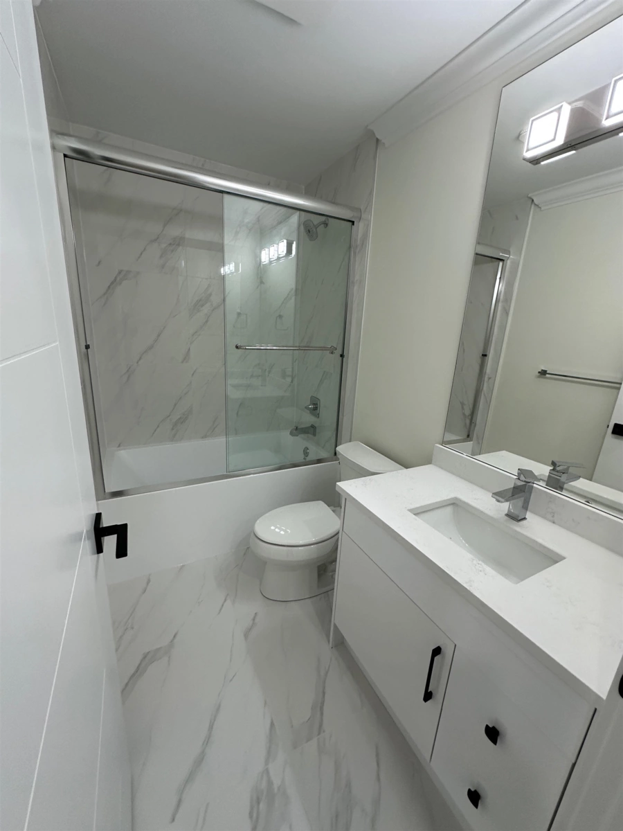 Dining Area Photo of 29 1115 Roma Avenue, New Westminster, BC