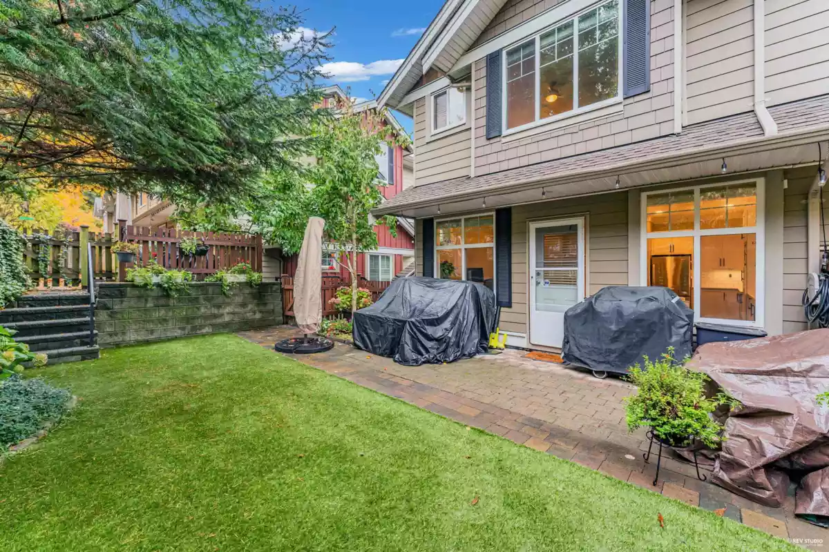 Hot Tub / Spa Photo of 50 3009 156 Street, Surrey, BC