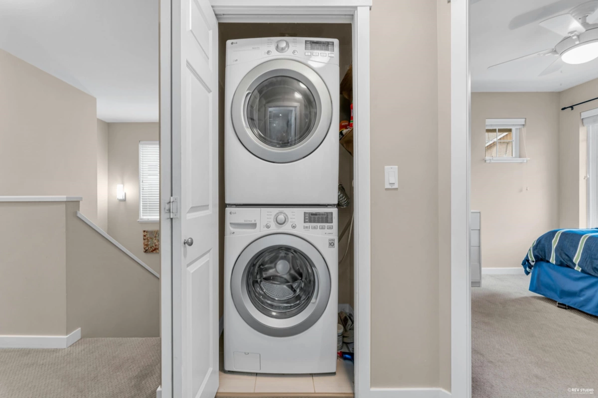 Laundry Room Photo of 50 3009 156 Street, Surrey, BC