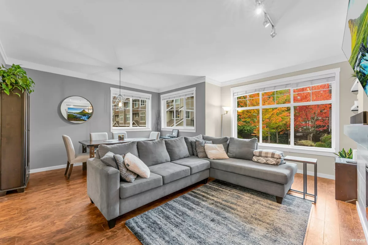 Powder Room Photo of 50 3009 156 Street, Surrey, BC