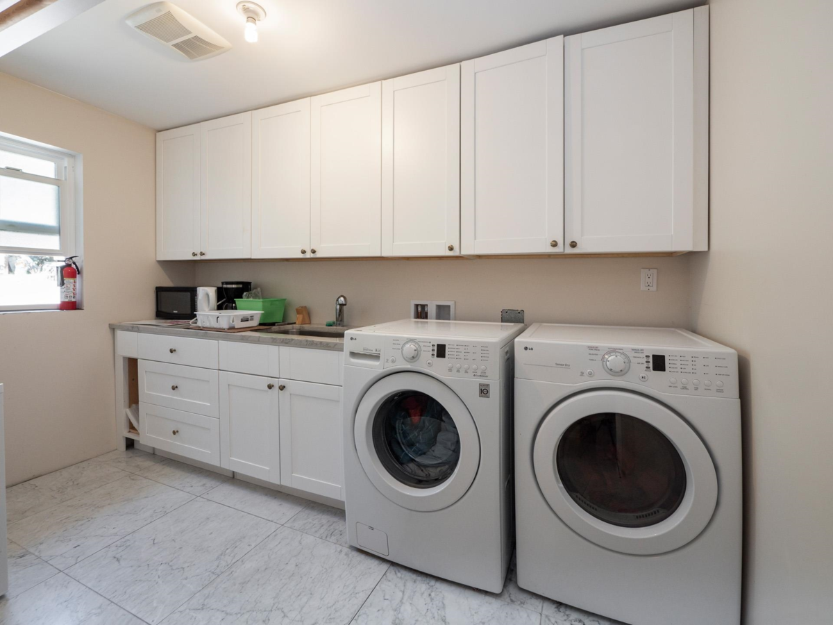 Bedroom 3 Photo of 430 Aldersprings Road, Gibsons, BC